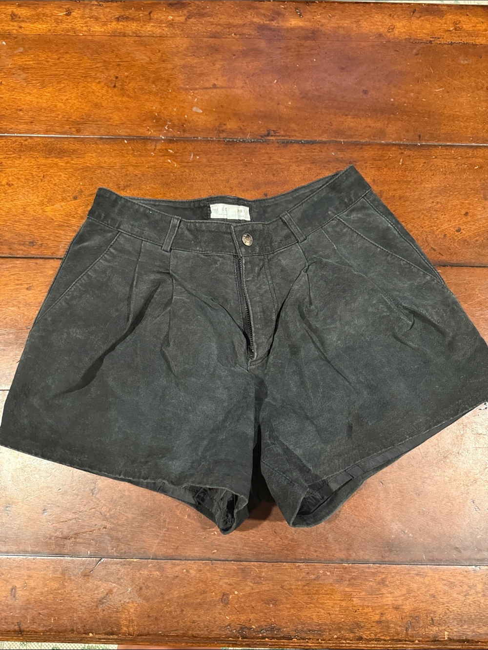 Forever 21 Black High-Waist Pleated Shorts